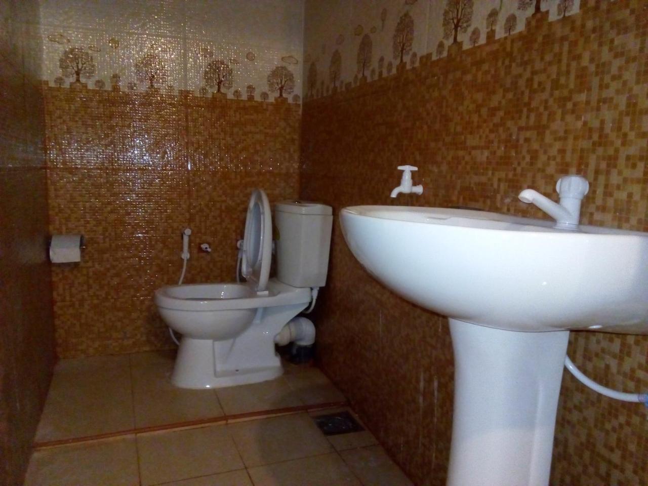 Nethu Freedom Cottage Уелигама Екстериор снимка